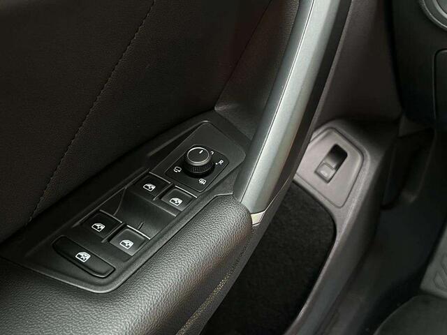 Volkswagen Tiguan DAB, Navigation, CarPlay, Cruise Adaptatif....