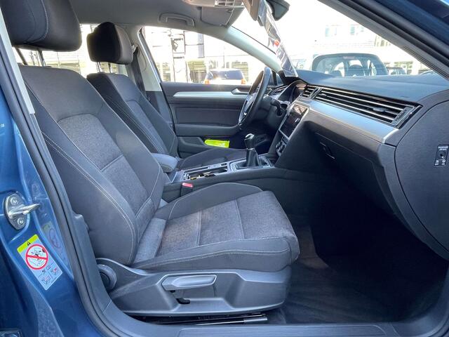 Volkswagen Passat 1.6 TDi 120cv BIXENON-CAMERA-GPS-LED-WIFI-GAR 1AN