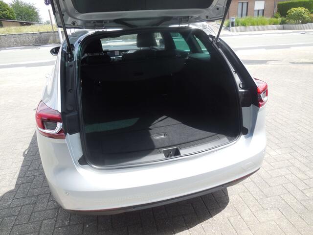 Opel Insignia 1.5 Diesel autom sov silver bj. 02/2021 15000 km
