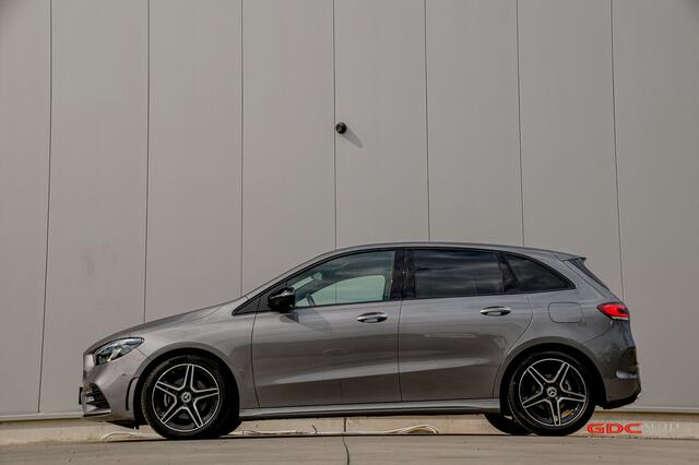 Mercedes-Benz CLA-Klasse AMG Line -