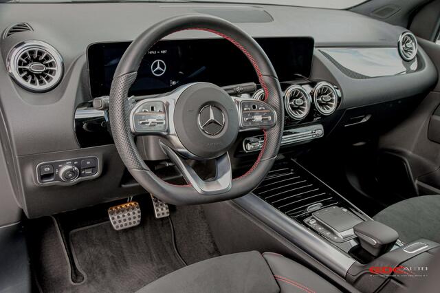 Mercedes-Benz CLA-Klasse AMG Line -