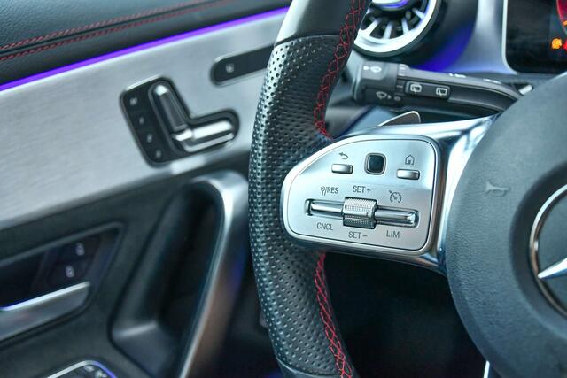 Mercedes-Benz CLA-Klasse FULL /AMG-PACK/OPEN DAK/KEYLESS/LED/MEMORY/
