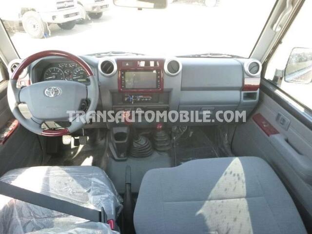 Toyota Land CRUISER vdj v8 79 double cabin  - export out eu tropical v