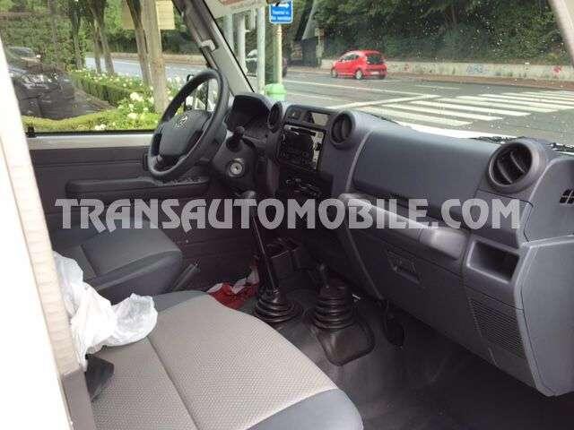 Toyota Land CRUISER hzj 79 double cabin stretched/allongee - export ou