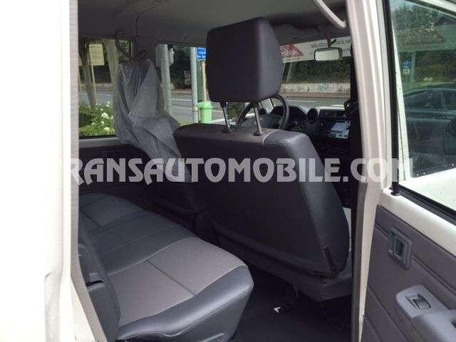 Toyota Land CRUISER hzj 79 double cabin stretched/allongee - export ou