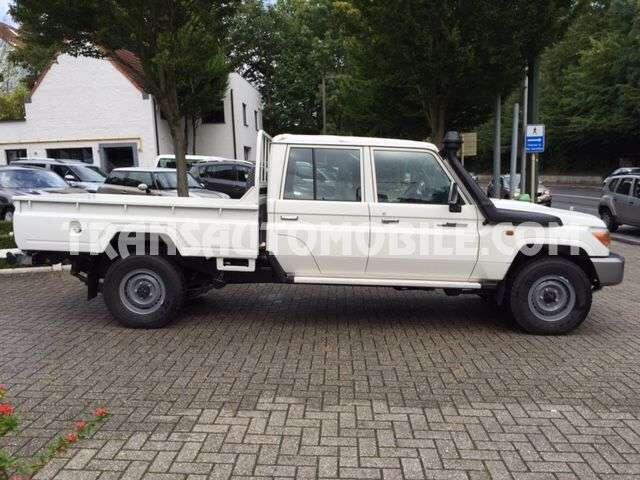 Toyota Land CRUISER hzj 79 double cabin stretched/allongee - export ou