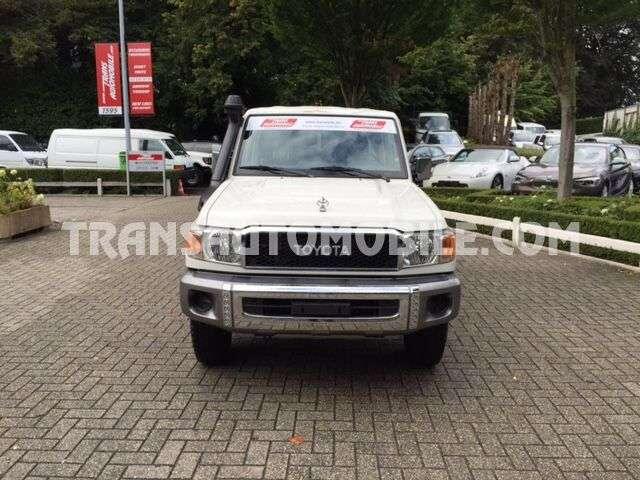 Toyota Land CRUISER hzj 79 double cabin stretched/allongee - export ou
