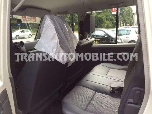 Toyota Land CRUISER hzj 79 double cabin stretched/allongee - export ou