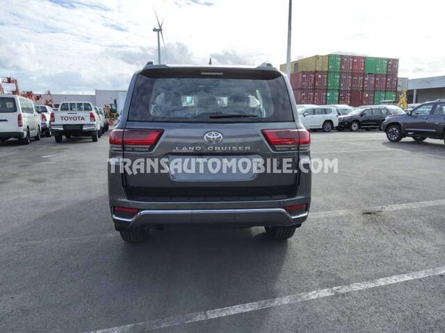 Toyota Land CRUISER vxr zx 5 seaters / places - export out eu tropical