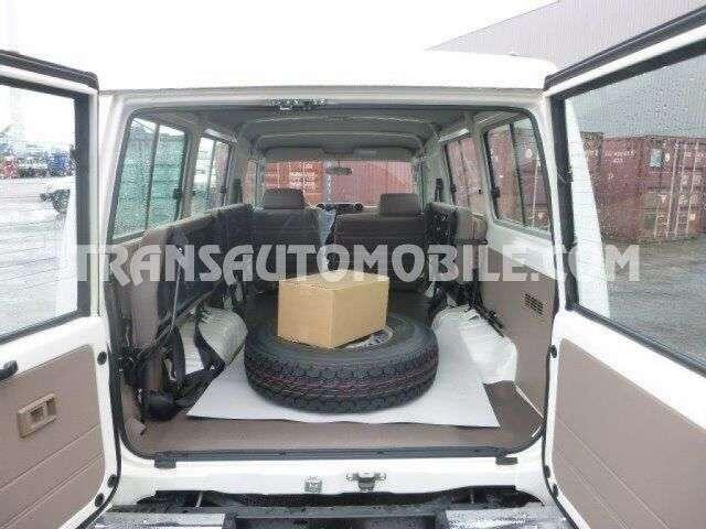 Toyota Land CRUISER metal top vdj v8 - export out eu tropical version