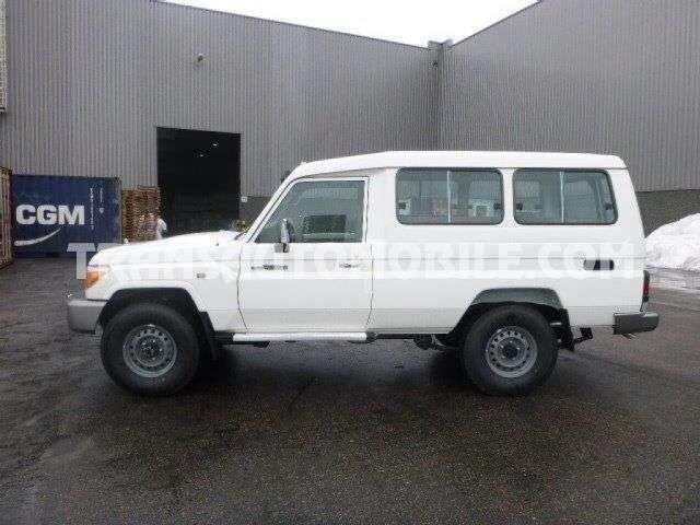 Toyota Land CRUISER metal top vdj v8 - export out eu tropical version