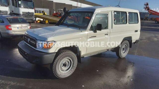 Toyota Land CRUISER metal top hzj 78 - export out eu tropical version