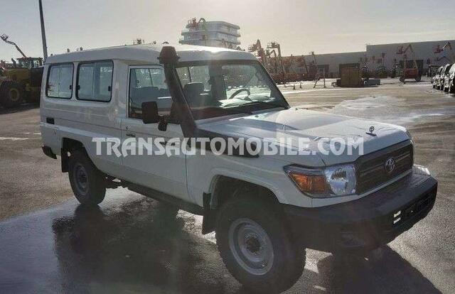 Toyota Land CRUISER metal top hzj 78 - export out eu tropical version