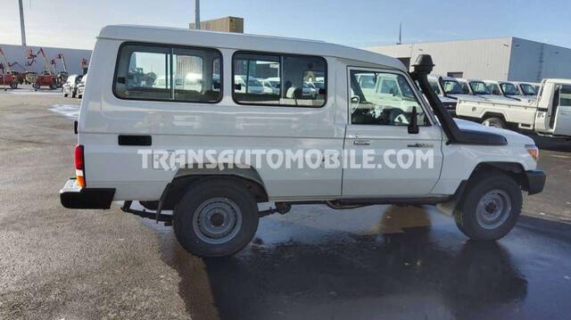 Toyota Land CRUISER metal top hzj 78 - export out eu tropical version