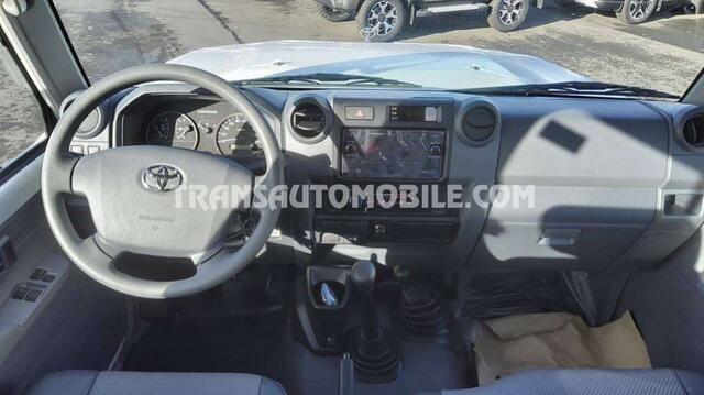 Toyota Land CRUISER metal top hzj 78 - export out eu tropical version
