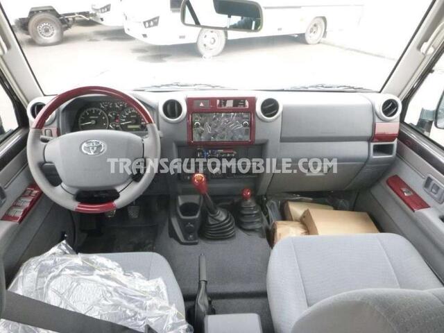 Toyota Land CRUISER station wagon vdj v8 limited - export out eu tropi