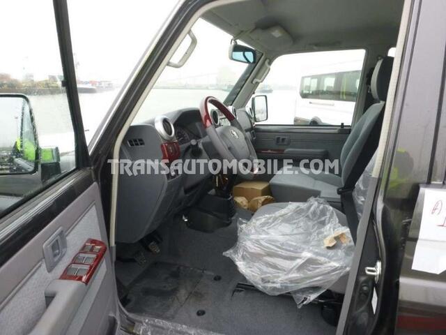 Toyota Land CRUISER station wagon vdj v8 limited - export out eu tropi