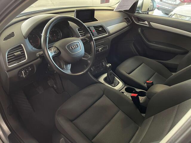 Audi Q3 2.0 TDi S LINE BIXENON-GPS-PARKPILOT-JA17-GAR1AN