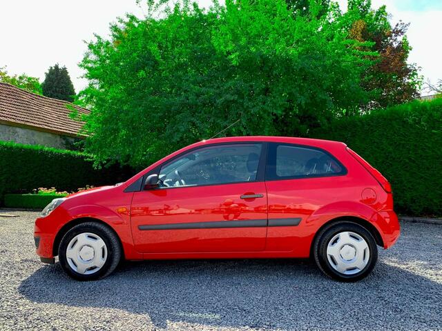 Ford Fiesta 1.3 || CV | ER | AC | Rad/CD