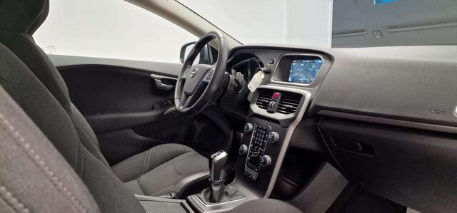 Volvo V40 2.0 D3 KINETIC GPS GARANTIE 12 MOIS