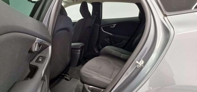 Volvo V40 2.0 D3 KINETIC GPS GARANTIE 12 MOIS