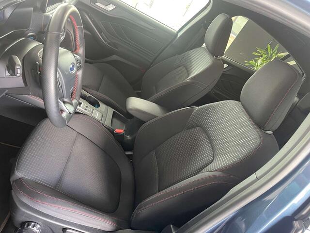 Ford Focus st line 150ch garantie 12 mois 