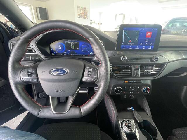 Ford Focus st line 150ch garantie 12 mois 