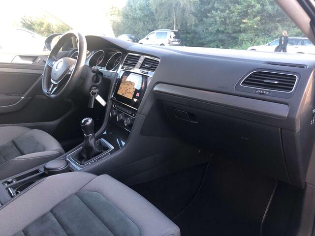 Volkswagen Golf 1.6 CRTI 115cv Highline