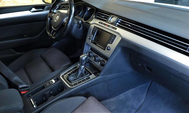 Volkswagen Passat 2.0TDi Highline DSG parfait �tatCT ok