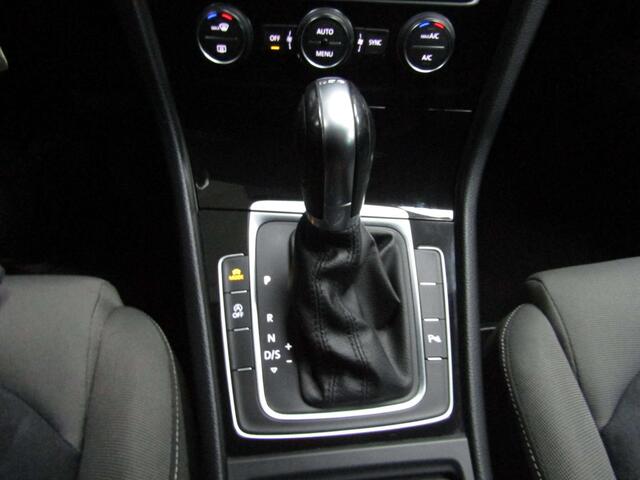 Volkswagen Golf 1.4 TSI Highline DSG