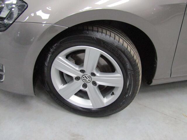 Volkswagen Golf 1.4 TSI Highline DSG