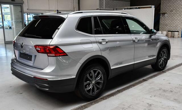 Volkswagen Tiguan 1.5 TSI Life Business 7pl. DSG - NAVI / PANO / ACC