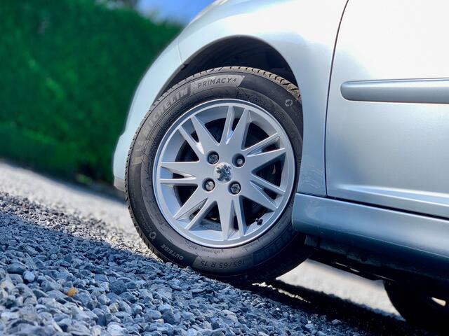 Peugeot 207 SW 1.4i || ALU15 | TH | CV | ER | AC