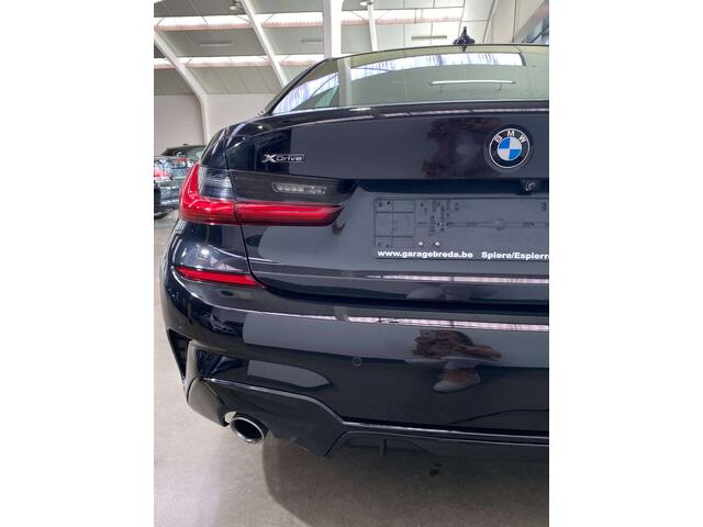 BMW 3-Serie iA Xdrive M-Performance/ Leder/ Cockpit Pro/ Alu20