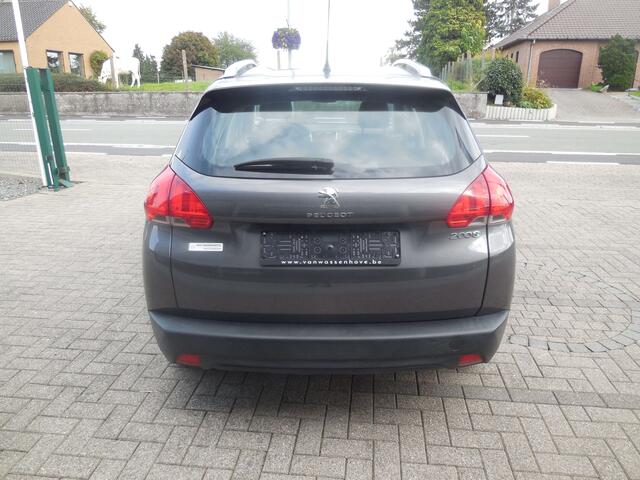 Peugeot 2008 1.2 Benz grijs bj. 09/2015 115002 km