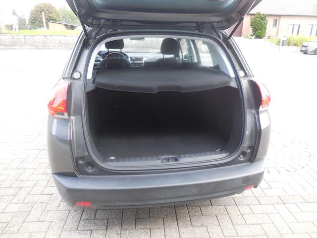 Peugeot 2008 1.2 Benz grijs bj. 09/2015 115002 km
