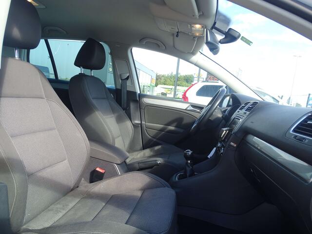 Volkswagen Golf 1.6 CR TDi | 105pk | A/C | Navi | EUR5 | Manueel |