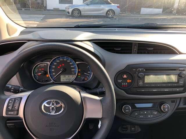 Toyota Yaris 1.5i VVT-i Hybrid Active E-CVT GARANTIE 1AN