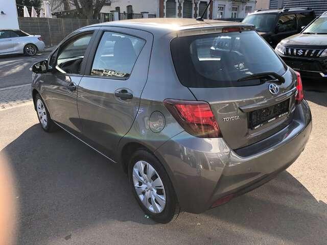 Toyota Yaris 1.5i VVT-i Hybrid Active E-CVT GARANTIE 1AN