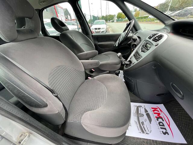 Citroen Xsara PICASSO 1.6 HDi Exclusive // CLIMATISATION // JANTES //