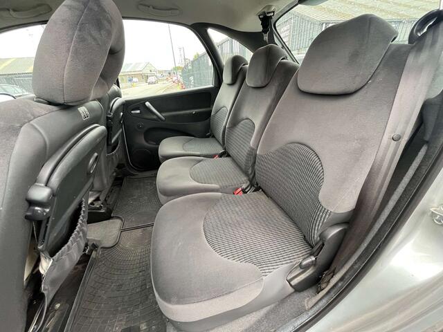 Citroen Xsara PICASSO 1.6 HDi Exclusive // CLIMATISATION // JANTES //