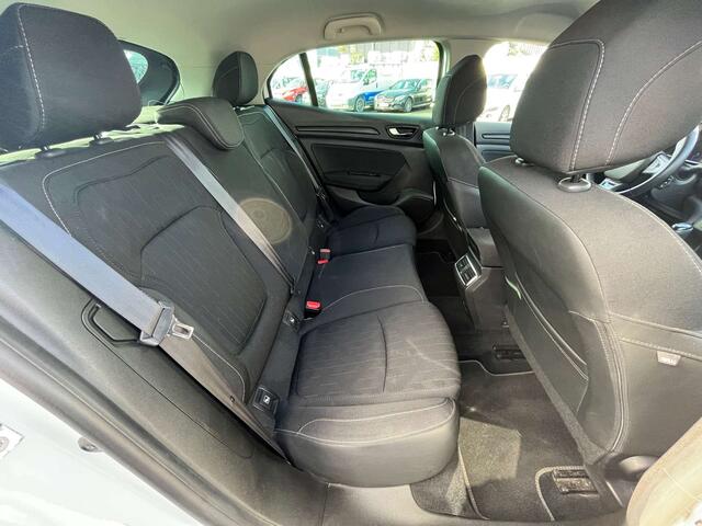 Renault Megane 1.33 TCe Limited // CLIMA // NAVIGATION // JANTES