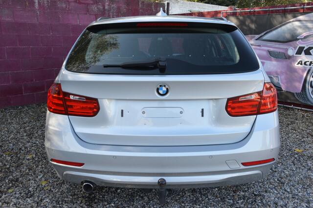 BMW 3-Serie d IMPECCABLE NAV CLIM SENS AR 89.102KM GAR