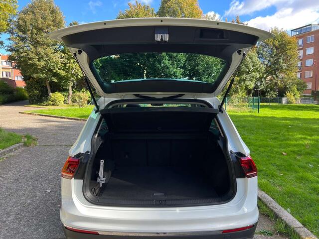 Volkswagen Tiguan VOLKSWAGEN 2.0 carat full optie