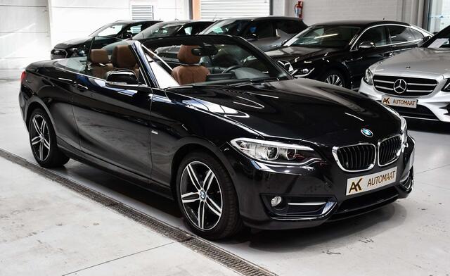 BMW 2-Serie 220iA Cabriolet Automaat - LEDER / NAVI /BLUETOOTH