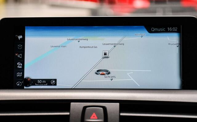 BMW 2-Serie 220iA Cabriolet Automaat - LEDER / NAVI /BLUETOOTH