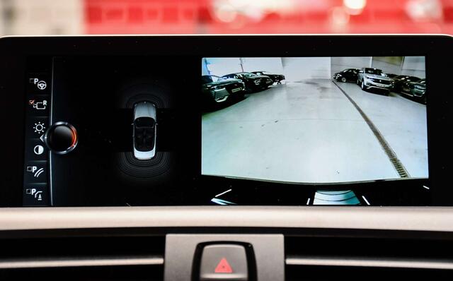 BMW 2-Serie 220iA Cabriolet Automaat - LEDER / NAVI /BLUETOOTH