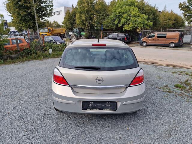 Opel Astra 1.6i XEP 16v Enjoy Easytronic