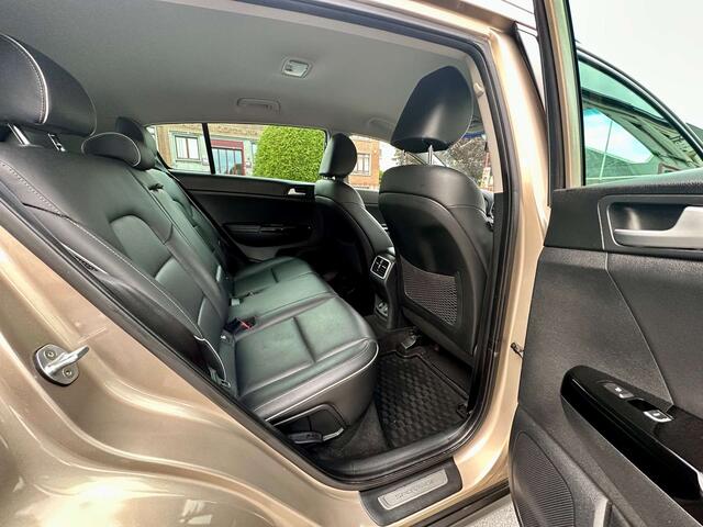 KIA Sportage 2.0CRDi AWD-GARANTIE 12 MOIS-GPS -CAMERA-FULL OP..