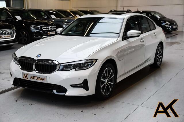BMW 3-Serie 330eAS PHEV Plug in Hybrid - LEDER / NAVI / CAMERA